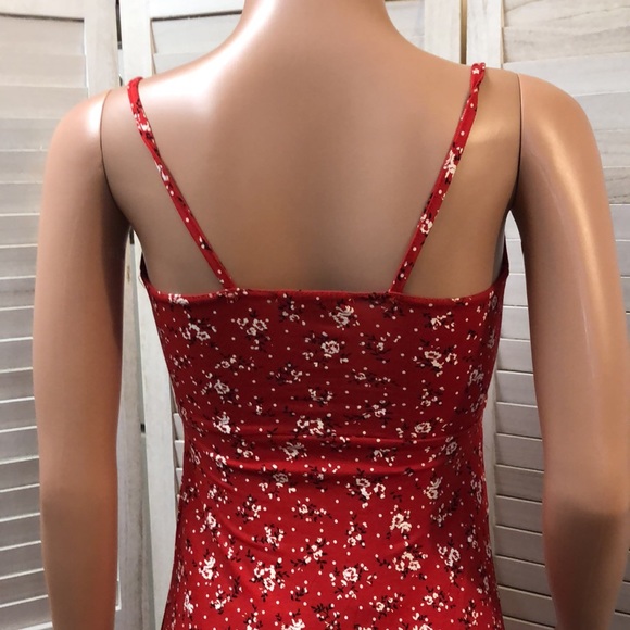 Pretty Little Thing Dress - Picture 6 of 10